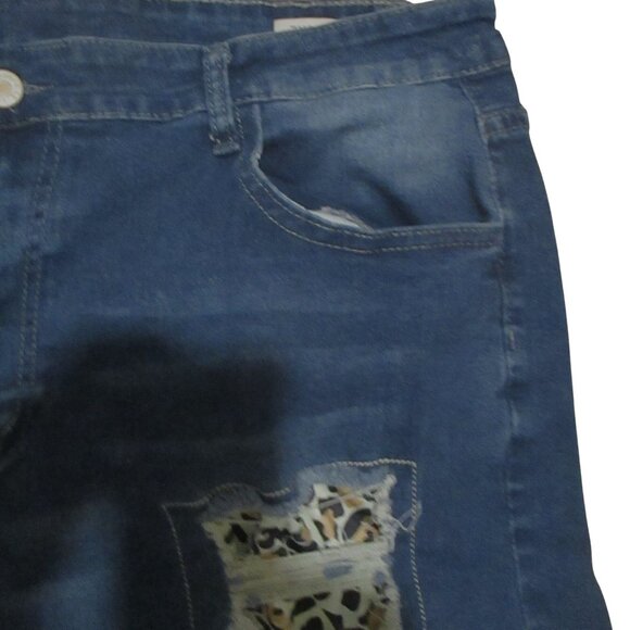 Distressed Denim Shorts With Leopard Print Patches Frayed Hem 3XL Blue - Picture 4 of 5